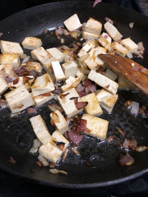 Pressed Tofu and a New Delicious Recipe with Spicy Tomato Peanut Sauce